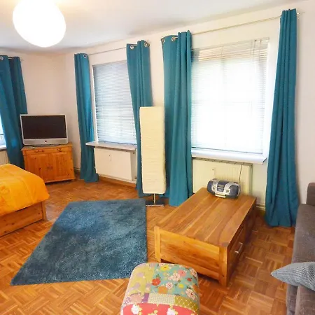 Neu! Schwalbennest Naehe Plauer Halenbeck-Rohlsdorf