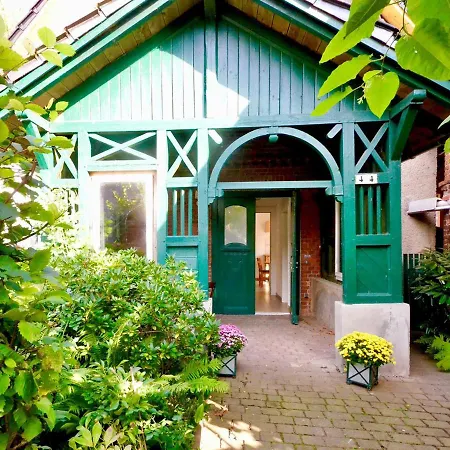 Neu! Schwalbennest Naehe Plauer *