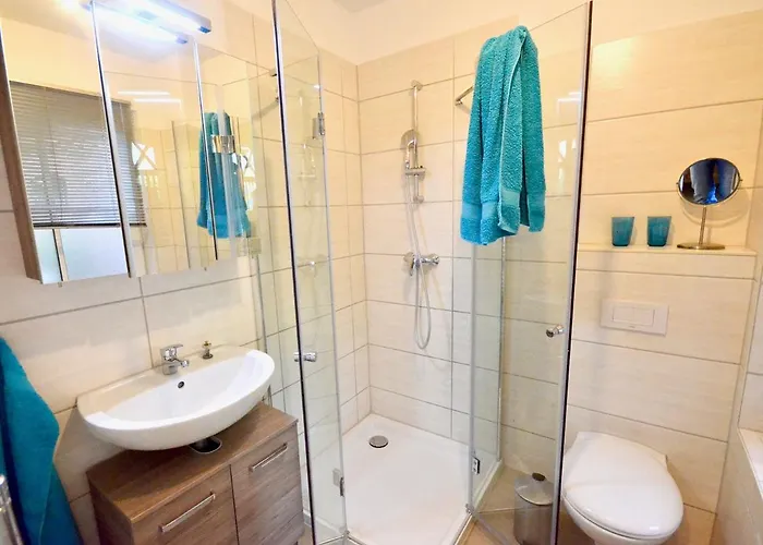 Neu! Schwalbennest Naehe Plauer * Halenbeck-Rohlsdorf